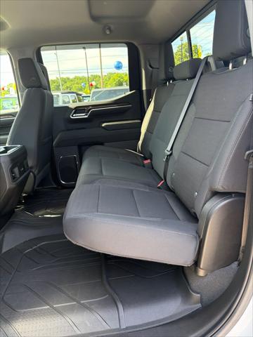 2024 Chevrolet Silverado 1500 4WD Crew Cab Short Bed RST
