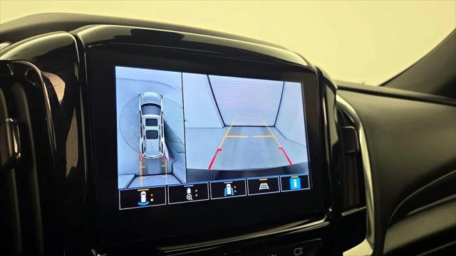 2023 Chevrolet Traverse AWD LT Leather