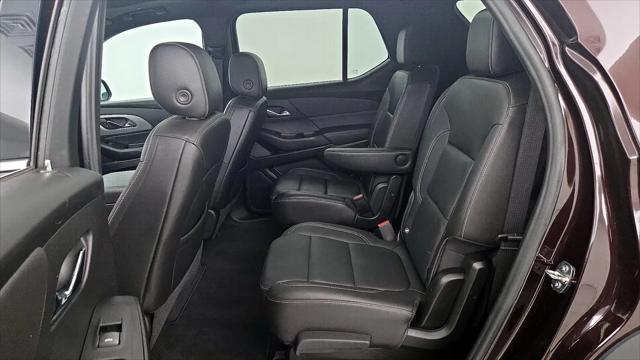 2023 Chevrolet Traverse AWD LT Leather
