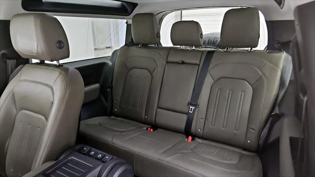 2021 Land Rover Defender 90 First Edition