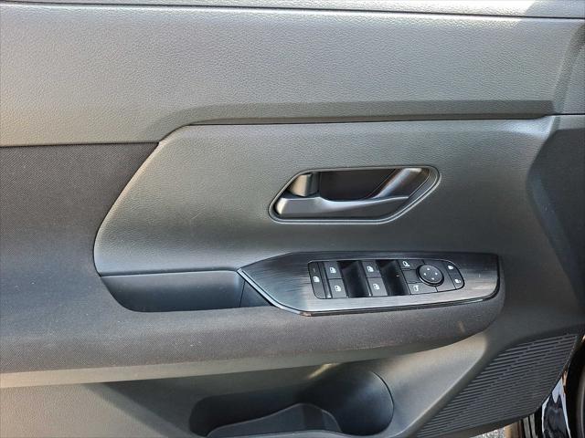 2025 Nissan Kicks S Intelligent AWD