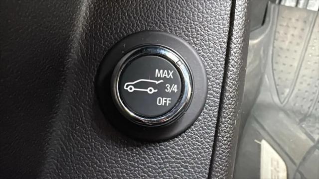 2023 Chevrolet Traverse AWD LT Cloth