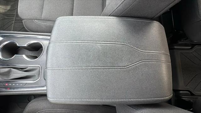 2023 Chevrolet Traverse AWD LT Cloth
