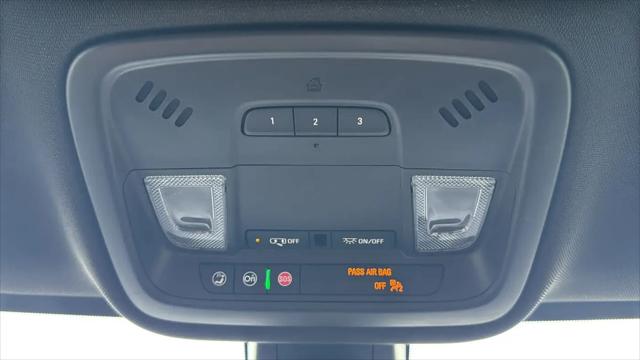 2023 Chevrolet Traverse AWD LT Cloth