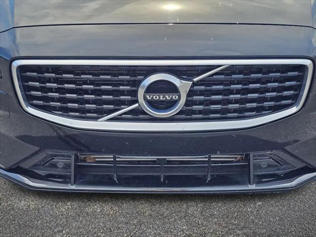 2020 Volvo S60 T5 R-Design