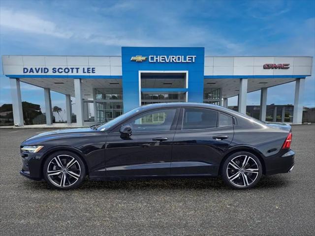 2020 Volvo S60 T5 R-Design