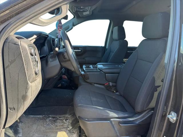 2022 Chevrolet Silverado 1500 4WD Crew Cab Short Bed Custom