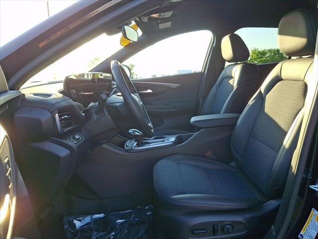 2025 Buick NV Preferred FWD