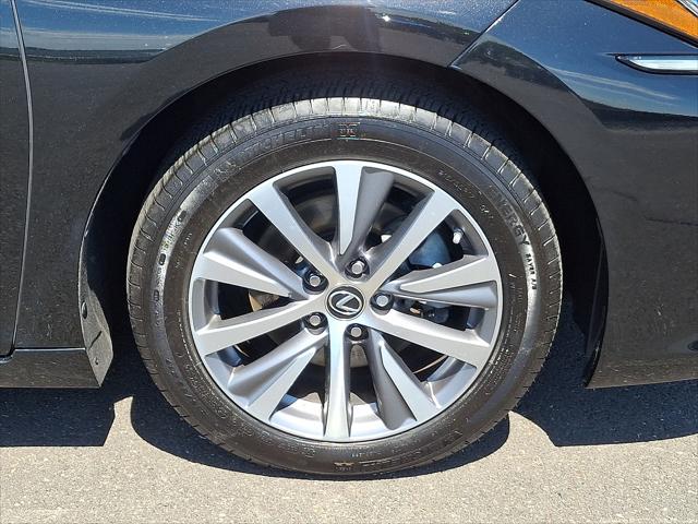 2021 Lexus ES 350 Unknown