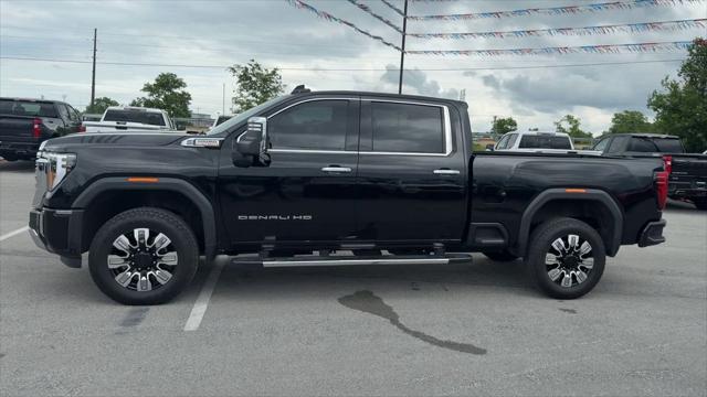 2025 GMC Sierra 2500HD 4WD Crew Cab Standard Bed Denali