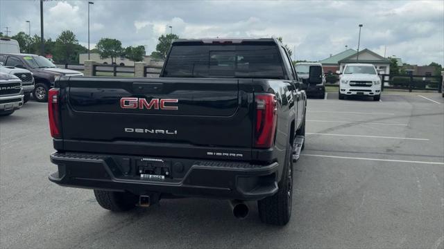 2025 GMC Sierra 2500HD 4WD Crew Cab Standard Bed Denali