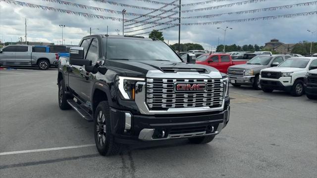 2025 GMC Sierra 2500HD 4WD Crew Cab Standard Bed Denali