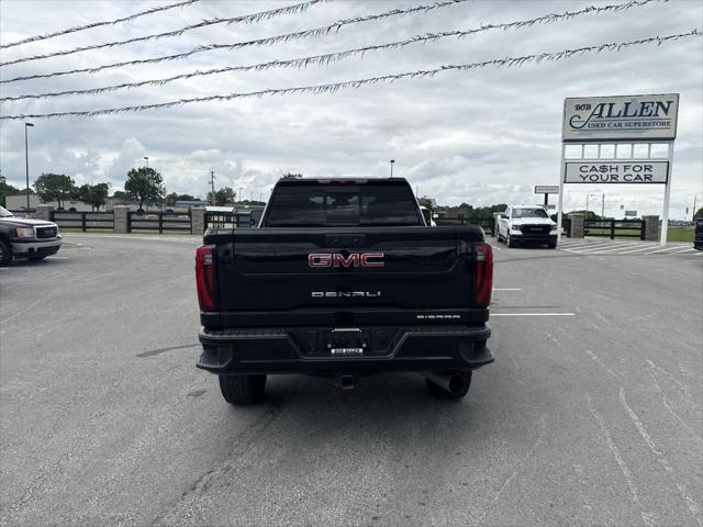 2025 GMC Sierra 2500HD 4WD Crew Cab Standard Bed Denali