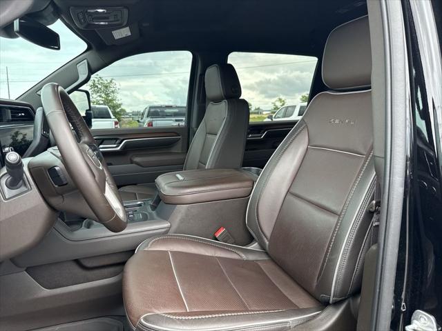2025 GMC Sierra 2500HD 4WD Crew Cab Standard Bed Denali