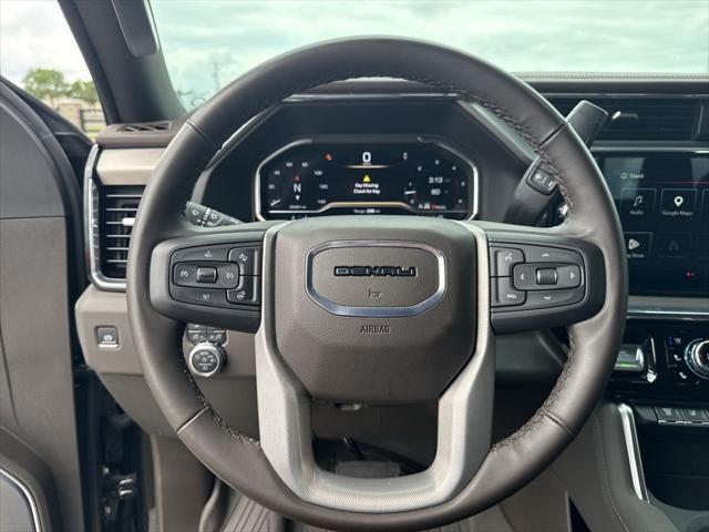 2025 GMC Sierra 2500HD 4WD Crew Cab Standard Bed Denali