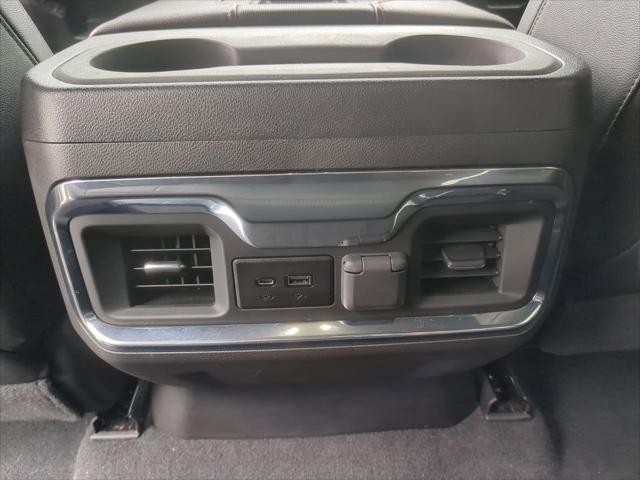 2022 GMC Sierra 1500 Limited 4WD Crew Cab Short Box AT4
