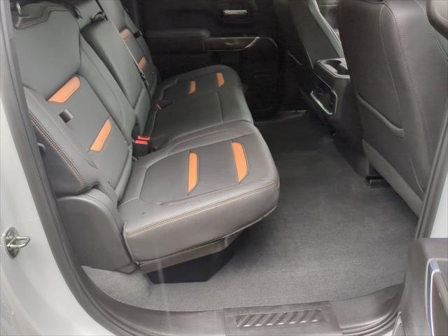 2022 GMC Sierra 1500 Limited 4WD Crew Cab Short Box AT4