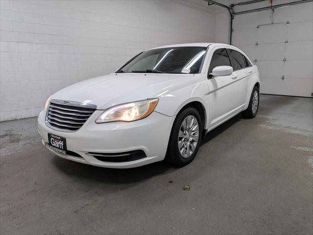 2014 Chrysler 200 LX