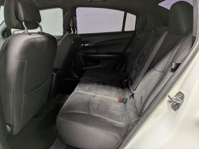 2014 Chrysler 200 LX