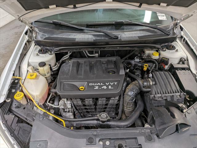 2014 Chrysler 200 LX