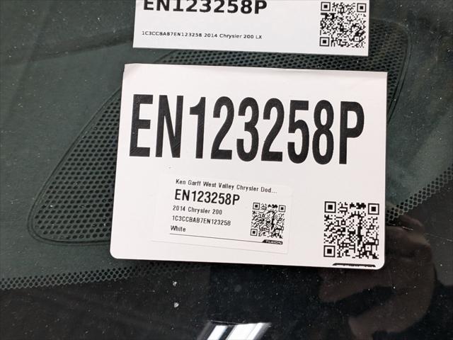 2014 Chrysler 200 LX