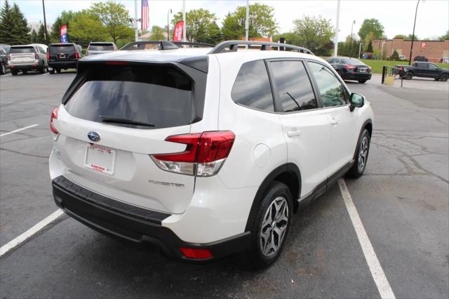 2024 Subaru Forester Premium
