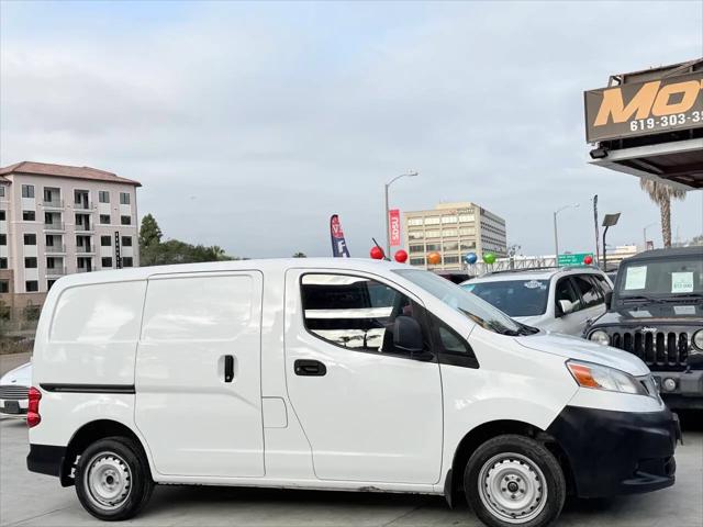 2019 Nissan NV200 S