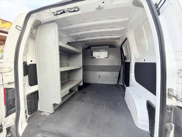 2019 Nissan NV200 S