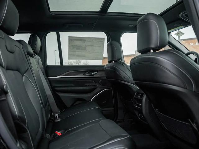 2026 Jeep Grand Cherokee Limited Reserve