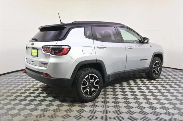 2025 Jeep Compass Trailhawk 4x4