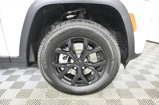 2026 Jeep Grand Cherokee L Altitude 4x4
