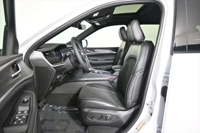 2026 Jeep Grand Cherokee L Altitude 4x4
