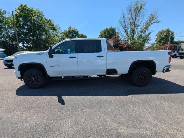 2022 Chevrolet Silverado 2500HD 4WD Crew Cab Long Bed LTZ