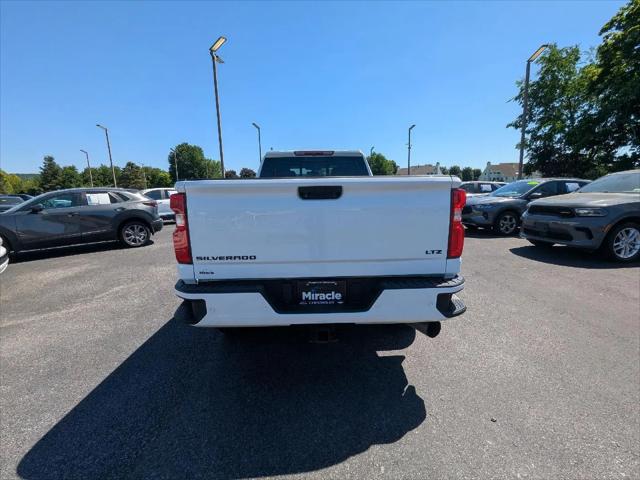 2022 Chevrolet Silverado 2500HD 4WD Crew Cab Long Bed LTZ