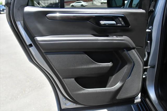 2025 Chevrolet Tahoe 4WD LT