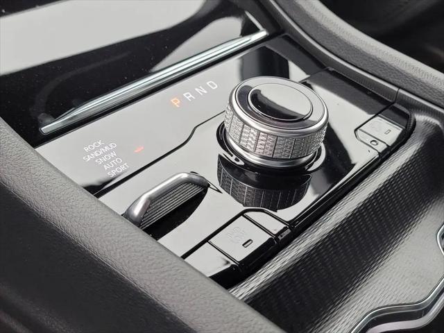 2025 Jeep Grand Cherokee Anniversary Edition