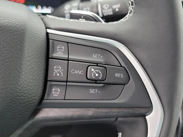 2025 Jeep Grand Cherokee Anniversary Edition