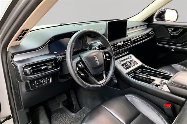 2023 Lincoln Aviator Standard