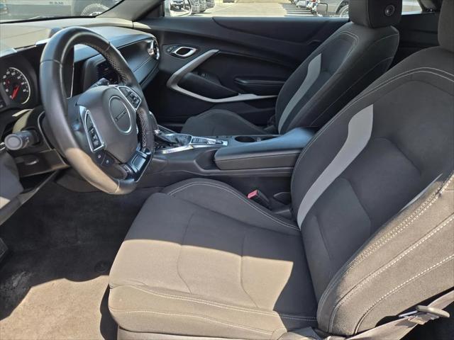2020 Chevrolet Camaro RWD Convertible 1LT