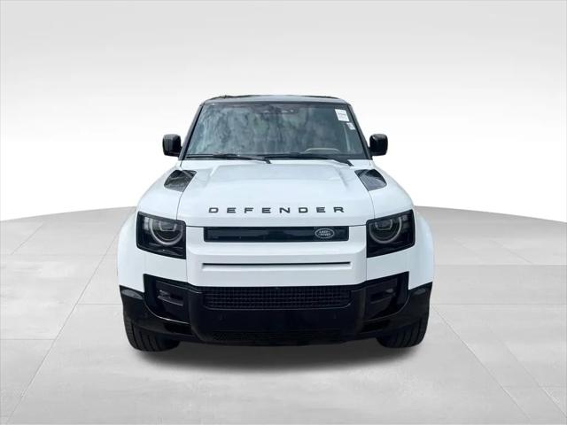 2026 Land Rover Defender P400 X-Dynamic SE