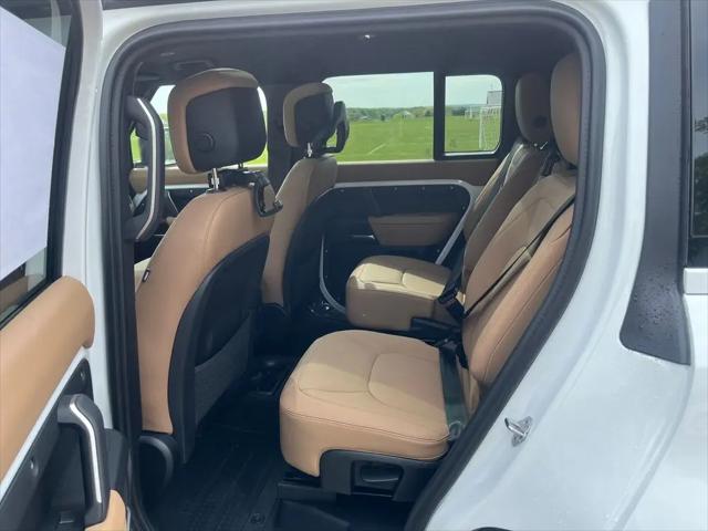 2026 Land Rover Defender P400 X-Dynamic SE