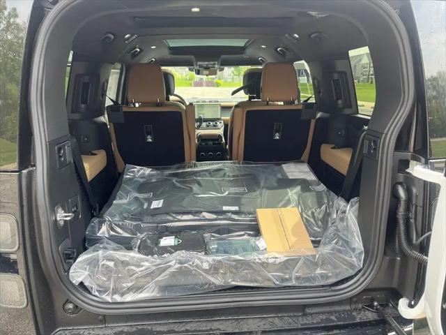 2026 Land Rover Defender P400 X-Dynamic SE