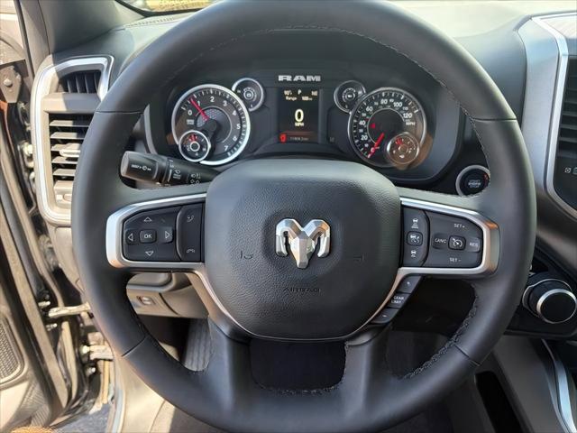 2025 Ram 1500 Big Horn Crew Cab 4x4 5'7" Box