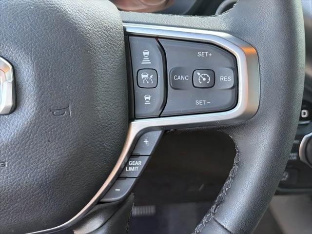 2025 Ram 1500 Big Horn Crew Cab 4x4 5'7" Box