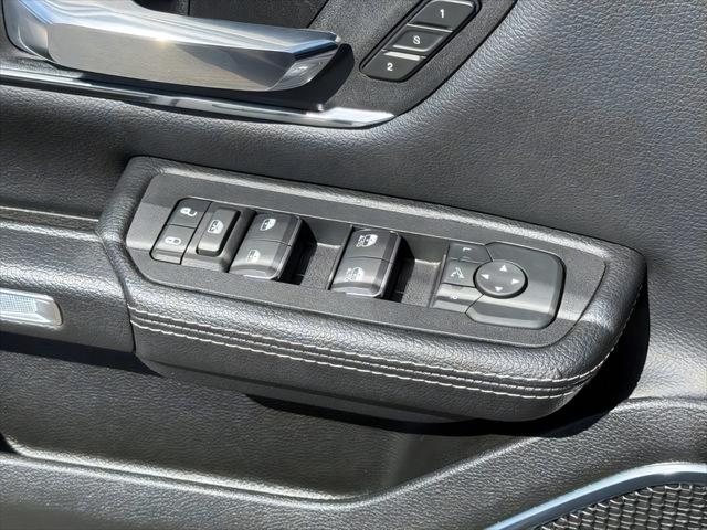 2025 Ram 1500 Laramie Crew Cab 4x4 5'7" Box