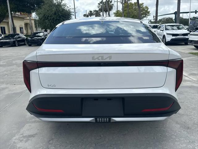 2026 Kia K4 LXS