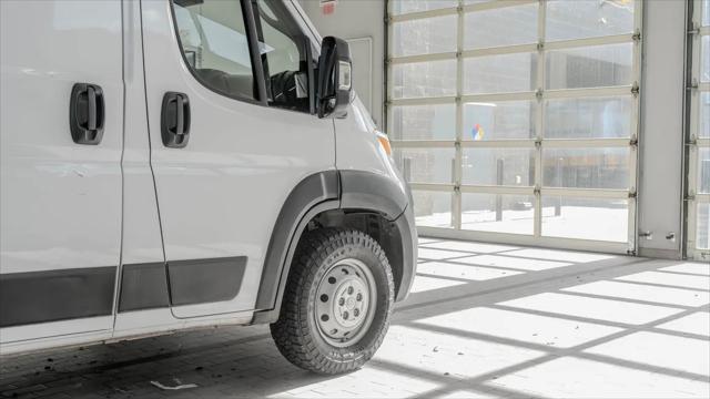2025 Ram ProMaster 2500 Cargo Van Tradesman High Roof 159" WB w/Pass Seat
