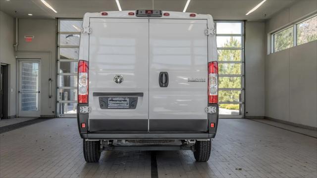 2025 Ram ProMaster 2500 Cargo Van Tradesman Low Roof 136" WB w/Pass Seat