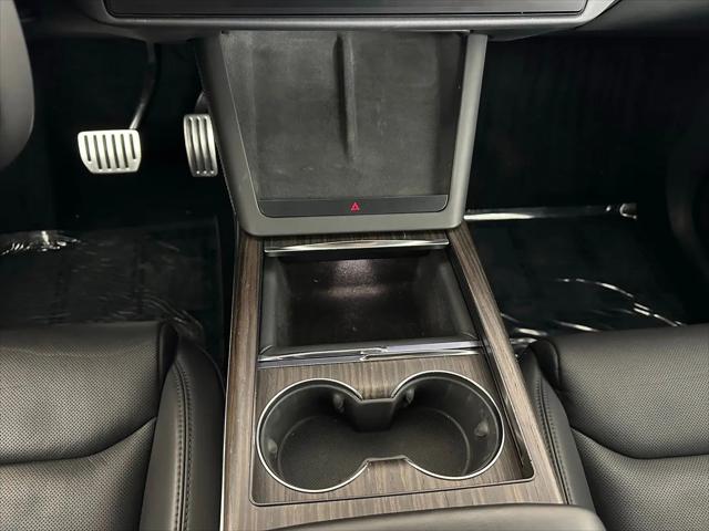 2023 Tesla Model X Standard Range