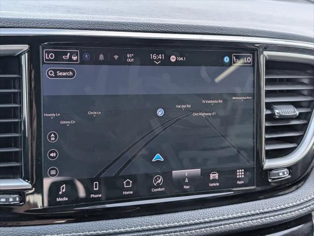 2024 Chrysler Pacifica Hybrid Select